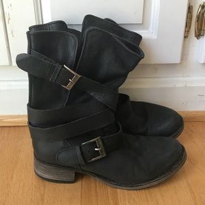 Steve Madden black ankle boots with buckles, 7 1/2